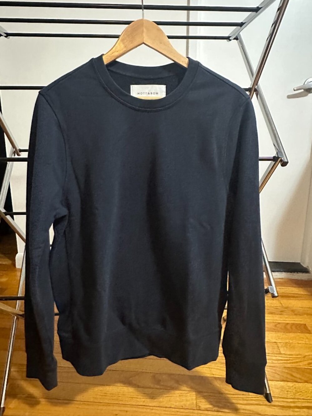 The-French-Terry-Sweatshirt-Hooper (Navy)